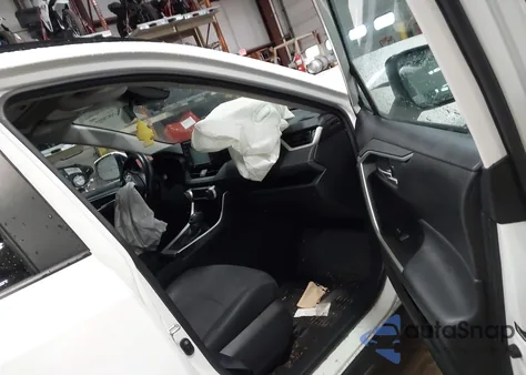 2020 Toyota Rav4 Xle from USA, damaged, VIN 2T3P1RFV1LC088108